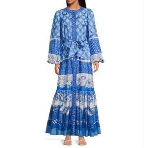 🆕 A loves a long sleeve belted maxi dress.